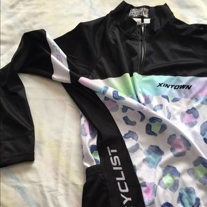 Women’s long-sleeved cycle shirt